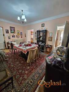 RETKE PRILIKE NA TRŽIŠTU – SALONSKI STAN U SRCU NOVOG SADA